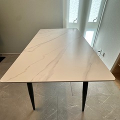 セラミック天板ダイニングテーブル（140cm）お譲りしますの画像