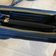 ショルダーバッグ小物の画像