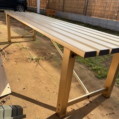 アルミベンチの画像