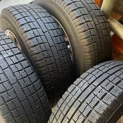 スタッドレス　バリ溝　4本セット　14インチ　175/70-14 の画像