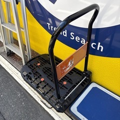 TRUSCO 樹脂 台車 折り畳み 黒 軽量  780X490の画像