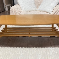 木製センターテーブルの画像