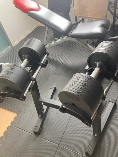 筋トレ　フレックスベル　可変式ダンベル32kg 4kg 刻み（台座スタンド付き）bowflex アジャスタブル ベンチ　セット（おまけ付き）