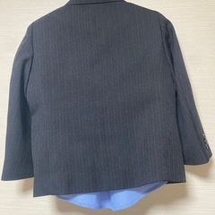 男の子スーツ　サイズ100の画像