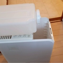 加湿機の画像