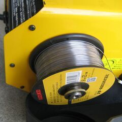 RYOBI　半自動溶接機　SAW-80　100V　ノンガスワイヤ　溶接面・ワイヤーブラシ・プラスチックケース付き　元箱付きの画像