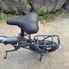 折りたたみ電動自転車
の画像