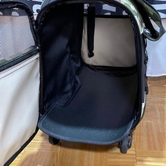 美品ブロッサムリュックキャリーミリタリールックMの画像