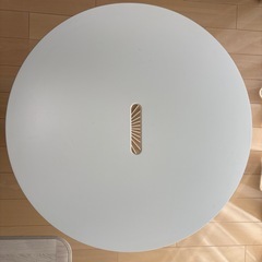 IKEA クヴィストブロー　収納つきテーブルの画像