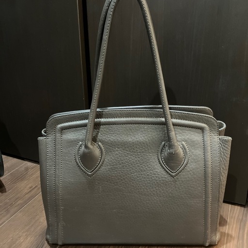 フルラ　FURLA トートバッグ　バック　鞄　カバン　