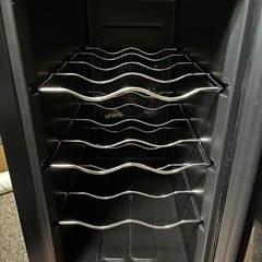 IRISワインセラー8本25Lペルチェ式の画像