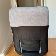 お話し中です。こたつのお供になる座椅子の画像