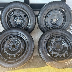 185/60R15 スタッドレス　シエンタ等　中古　ダンロップの画像