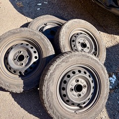 タイヤ12インチ