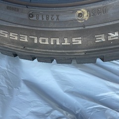 スタッドレスタイヤ23550r18　　　　　の画像