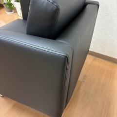 1人掛けソファ2脚セットの画像