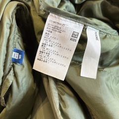 UNIQLO KIDS ウォームパデッドパーカ 140 オリーブ 中綿 アウターの画像