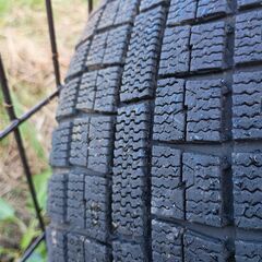 スタッドレスタイヤの画像