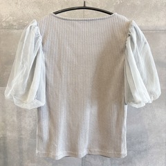 GU シアーボリュームスリーブT M ブルー スクエアネック くすみカラー 半袖の画像