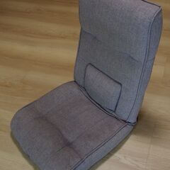 こたつと座椅子のセットの画像