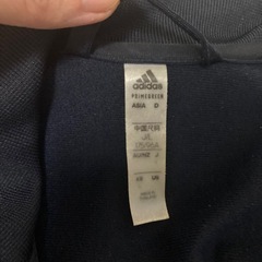 adidas ジャージの画像