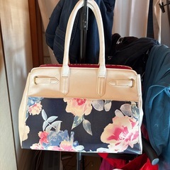 【訳あり】リエンダ　rienda ハンドバッグの画像