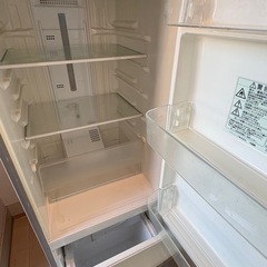 電子レンジ、冷蔵庫セットの画像