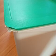 ☆お値下げ☆【スタックストー 】ペリカン おもちゃ箱 収納 収納ボックス ボックス おもちゃ入れ 収納BOX フタ付き ふた付き ゴミ箱 ごみ箱 収納ケース スタッキング スリムの画像