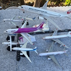 国内旅客機プラモデルの画像