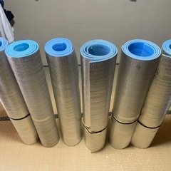 【受渡者様決定】銀マット　5枚　キャンプの画像