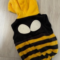 ハチさんの服　70cmの画像