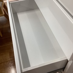 5段ホワイトチェスト【町田市再生家具】252374の画像