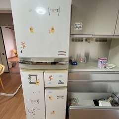 シャープ 冷蔵庫 401L まだ使えますの画像