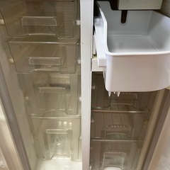 シャープ 冷蔵庫 401L まだ使えますの画像