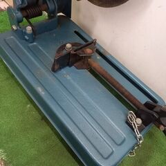 アースマン COS-305 高速切断機【野田愛宕店】【店頭取引限定】【中古】管理番号：ITZOIAKW1STOの画像