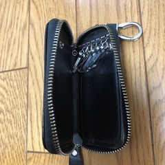 ブラック　レザーキーケースの画像