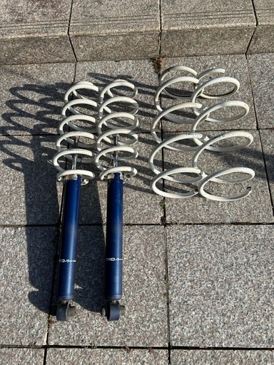 プリウス30後期 TRD Sportivoサスキット 中古 リヤ スプリング前後