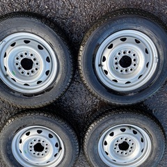145R12軽トラ用ホイールタイヤセットの画像