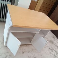 リユースのサカイ栃木店★ジモティ割あり★  キッチンワゴン ベージュ×ホワイト W90×D35～64.5×H68.5 クリーニング済み TC11592の画像