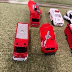 トミカ ミニカー 消防車 パトカー 救急車の画像