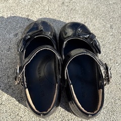 子供の靴の画像