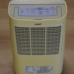 シャープの除湿機CV-F71-Wの画像