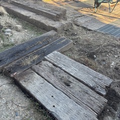 中古枕木の画像