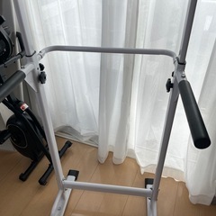 懸垂バー　懸垂マシンの画像