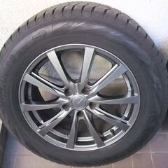 225/60R17　２０２３年製造　スタッドレス　アルミホイール４本の画像