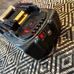 マキタ18V6Aジャンクの画像