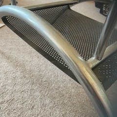 sony BRAVIA 32型➕テレビ台セット➕ガラステーブル　無償です。の画像