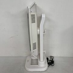 ブランツカーボンヒーター KWA-HC2600 100V 暖房機器 動作確認済 2012年製 300-600W タイマー付 ホワイト 赤外線ヒーター Y2422の画像