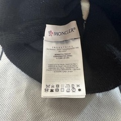 MONCLER 黒 ニット帽の画像