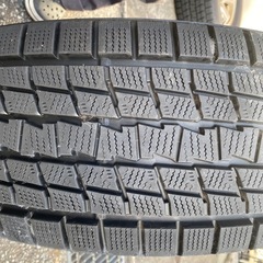 スタッドレスタイヤ⭐︎アルミホイル付き#ハイラックス#ランクル
などの画像